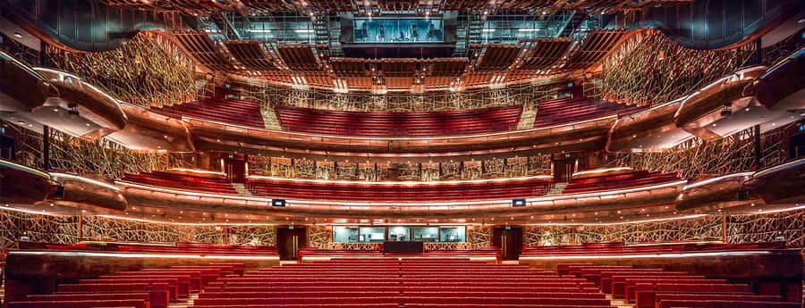 Dubai: Walking, Architecture and History Tour of Dubai Opera - Why Dubai Opera is worth seeing beyond the stage