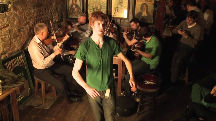 Dublin: Guided Irish Musical Pub Tour - Starting beside Molly Malone in central Dublin