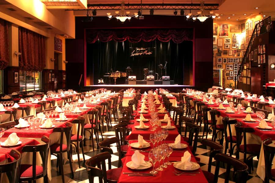Esquina Homero Manzi Dinner and Tango Show - Why the transfer choice matters