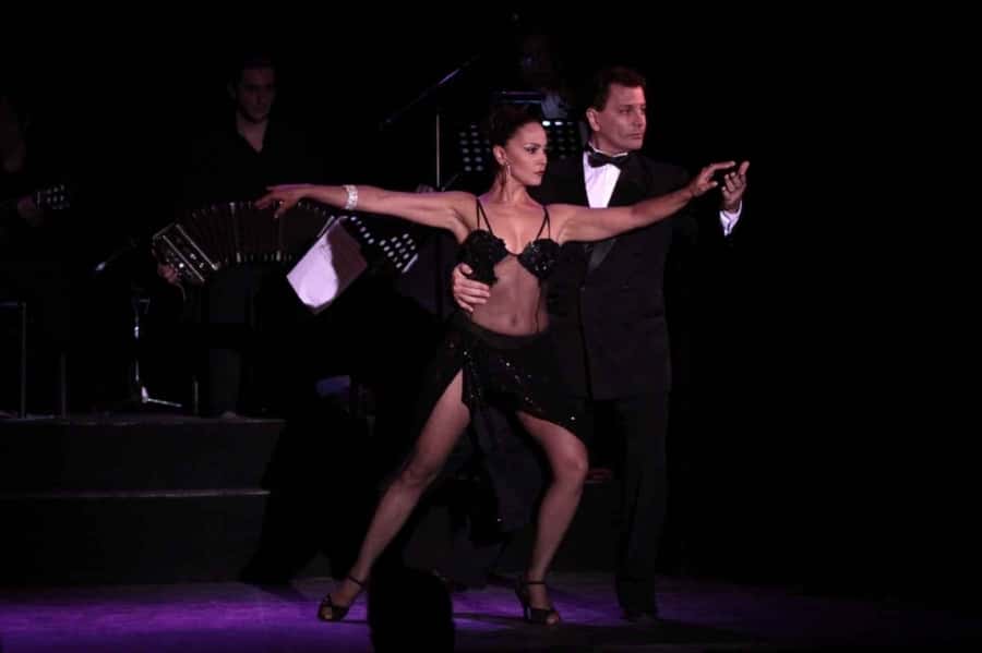 Esquina Homero Manzi Dinner and Tango Show - Timing: plan for a late Buenos Aires night