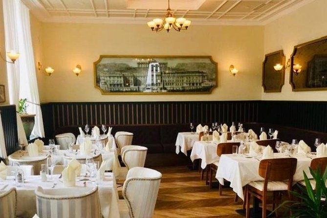 Evening at Schönbrunn Palace Vienna: 3-course Dinner and Concert - Who will enjoy this evening most