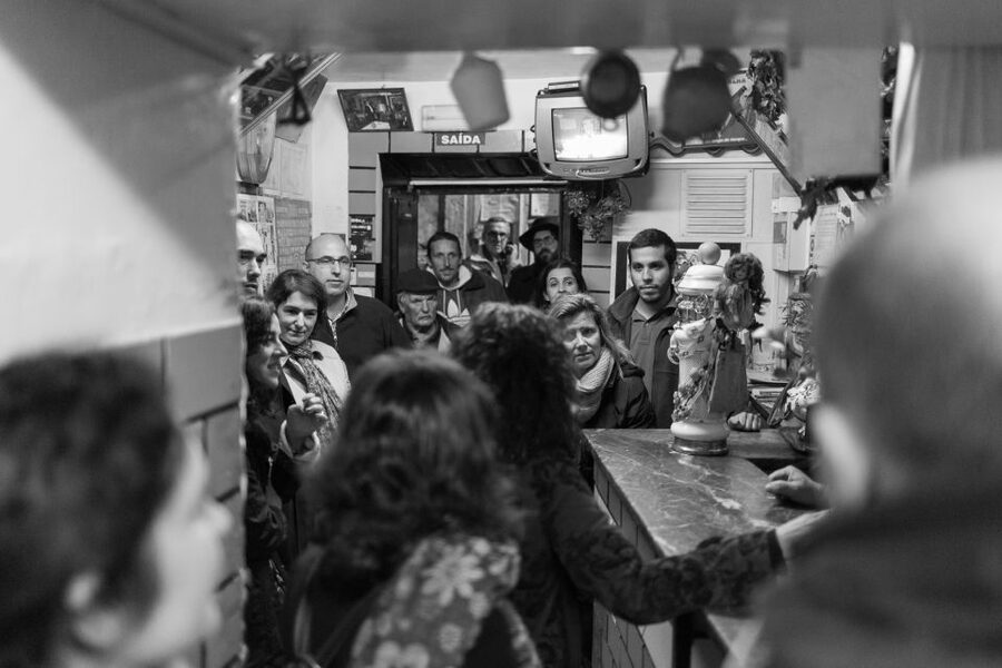 Fado: Musical Walking Tour with Food & Live Show - Walking Mouraria with a singing guide