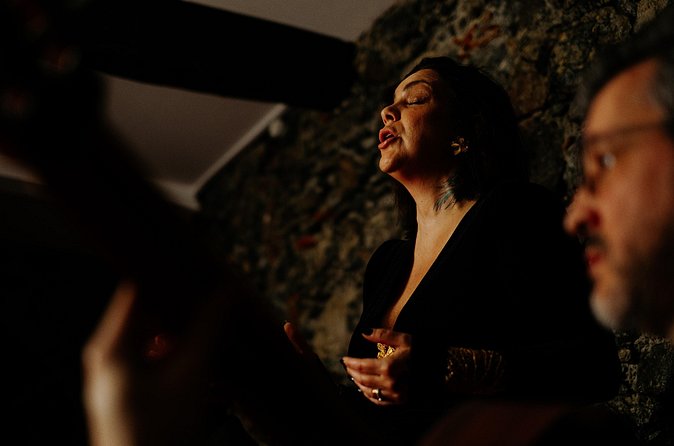 Fado Show with Wine and History in Madeira - Timing, transport, and practical planning