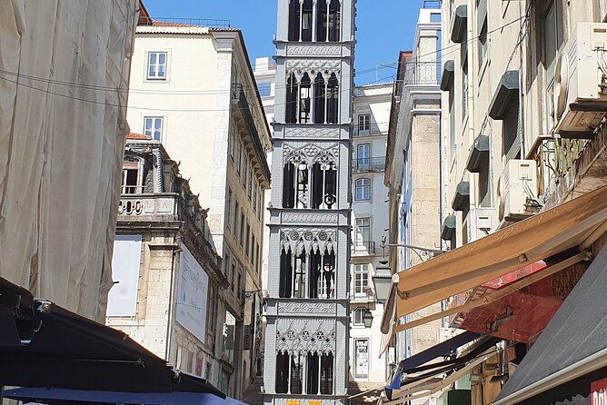 Fado TukTuk Tour 120 mins (Max 4 people) - Alfama, fado, and a more personal side of Lisbon