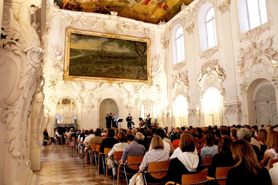 Festive Concert at Schleißheim with Residence-Soloists - Choosing between the Baroque Hall and palace arcades