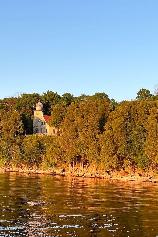 Fish Creek, WI: Sunset Live Music Cruise - Leaving Fish Creek for an evening on Green Bay