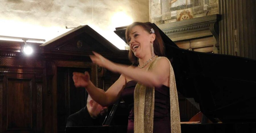 Florence: Pizza Dinner and Opera Arias Concert - Dinner In Oltrarno: Pleasant, But Not The Main Event