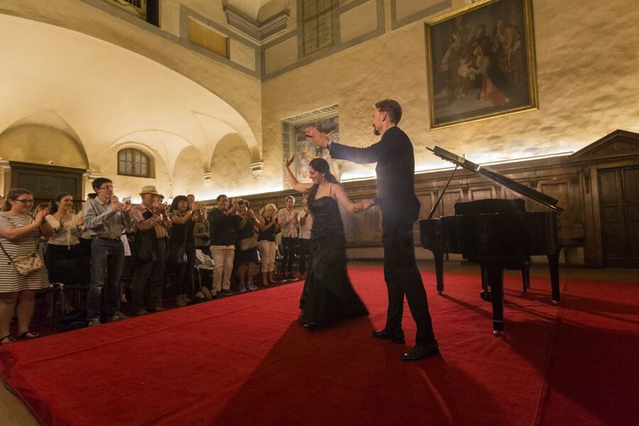 Florence: Santa Monaca Church Italian Opera Concert Ticket - Who should book it?