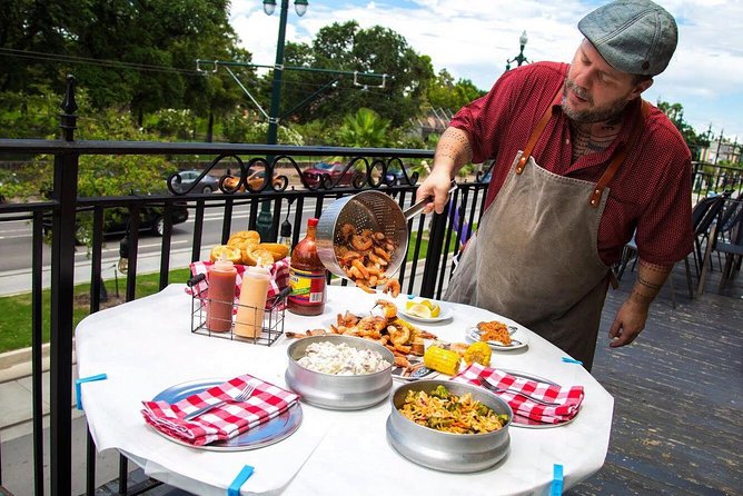 French Quarter Shrimp Boil & Live Music - Live music makes the dinner feel personal