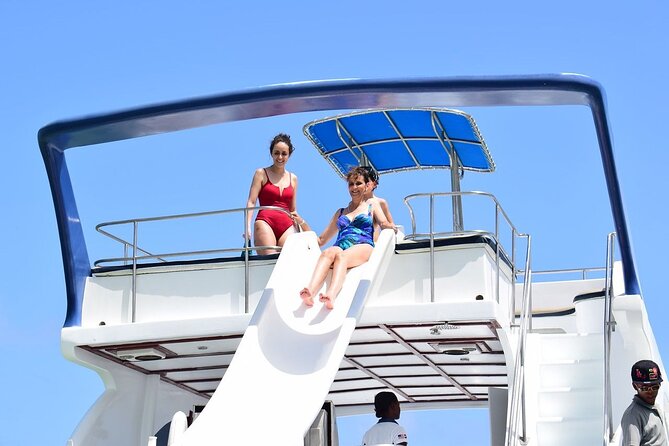 From Punta Cana: Party Boat + Snorkeling Live Music Drink Open B - What the $60 price really includes