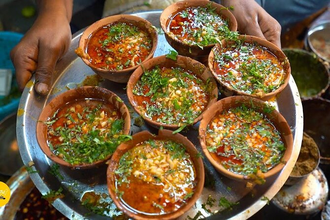 Ganga Arati with Street Food Tour of Banaras - Dasaswamedh Ghat and the evening setting