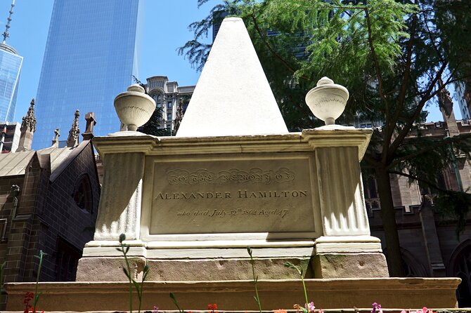 Guided Tour (with Audio) Hamilton Musical in Lower Manhattan NYC - Pace, distance, and group size