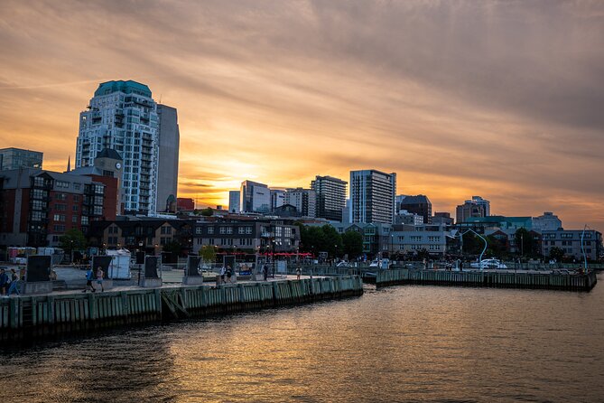 Halifax Sunset Cruise Ft. a Live Musician - Live music with a casual pub atmosphere