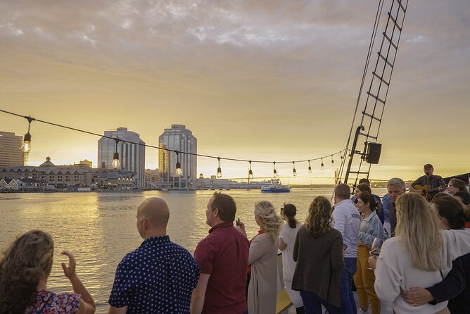 Halifax Sunset Cruise Ft. a Live Musician - How the crowd changes the experience