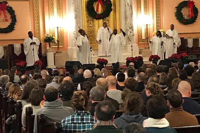 Harlem Gospel Choir Holiday Celebration Ticket @Mt. Olivet Church - The music, voices, and audience energy