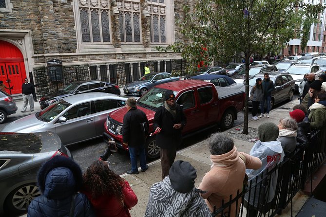 Harlem Gospel Experience Walking Tour in French - Pace, clothing, and practical comfort