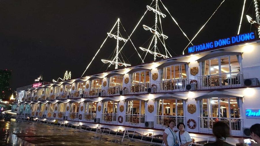 Ho Chi Minh: Saigon River Dinner Cruise with Live Music - Key points to know before booking