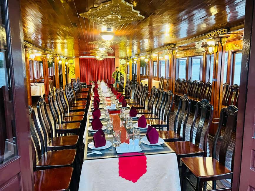 Ho Chi Minh: Saigon River Dinner Cruise with Live Music - Timing, duration, and the main practical concern
