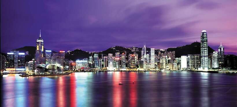 Hong Kong: Victoria Harbor Symphony Unlimited Drink Cruise - Who should book this harbor cruise