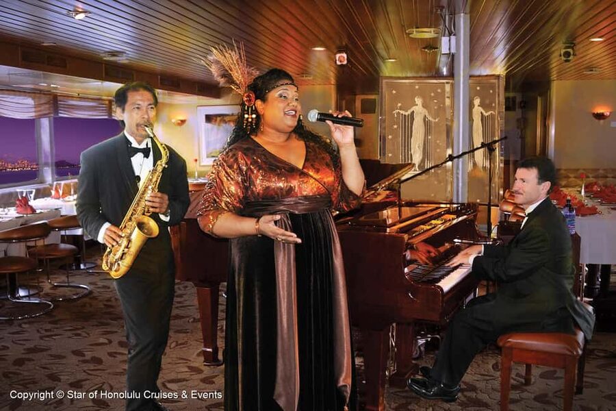 Honolulu: Nova Five Star Sunset Dinner Cruise with Live Jazz - The route past Ala Moana, Waikiki, and Diamond Head