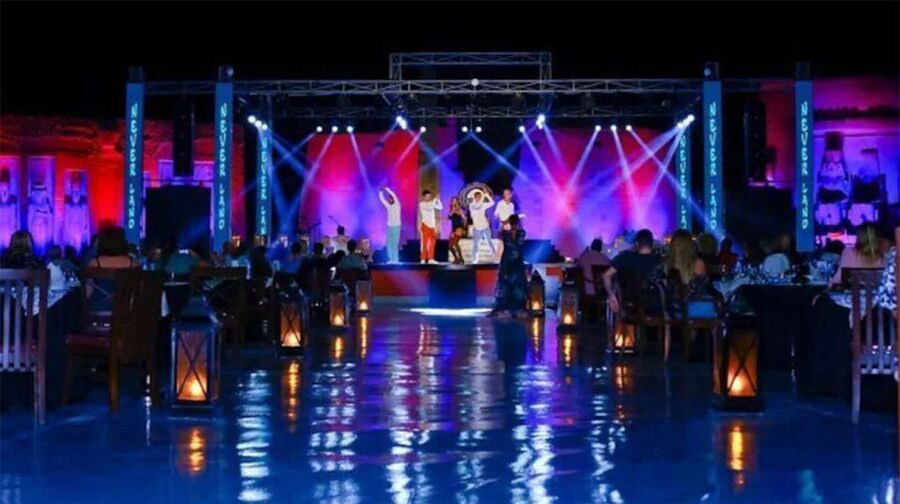 Hurghada: Neverland Musical Show Entry Tickets with Pickup - A Moroccan dinner, not an Egyptian tasting menu