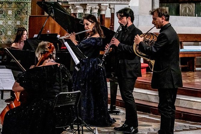 I Virtuosi dell'opera di Roma: OPERA CONCERTO - Seating: close to the performers, but not always equal