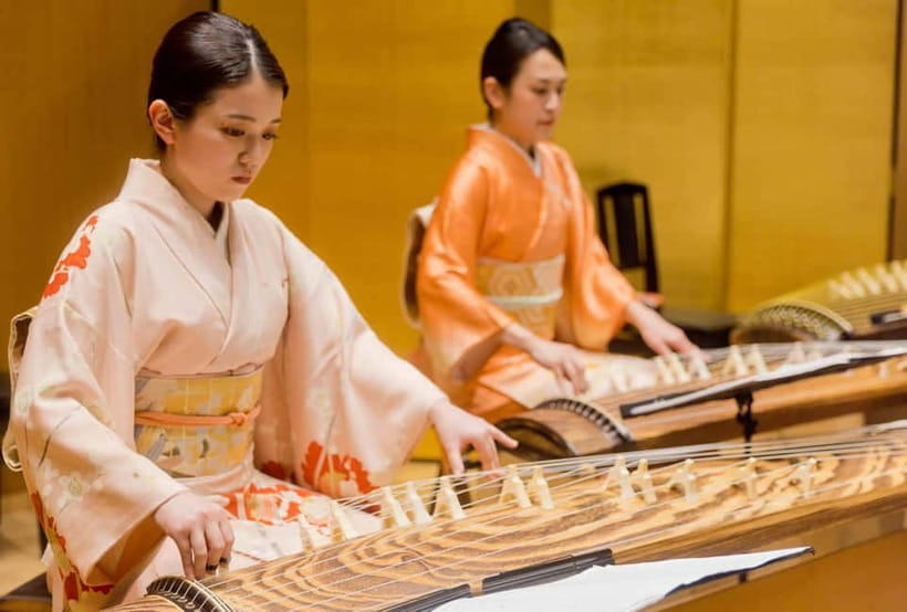 Japanese Traditional Music Show in Tokyo - The show begins with context, not a lecture