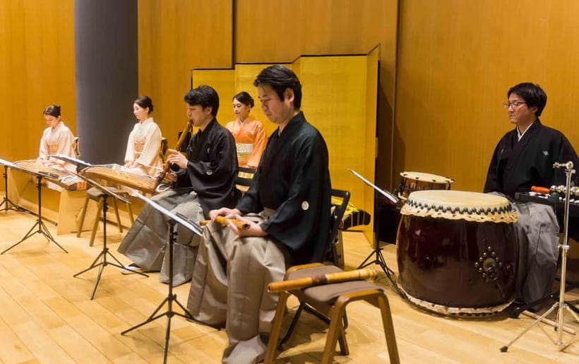 Japanese Traditional Music Show in Tokyo - How the instruments shape the hour