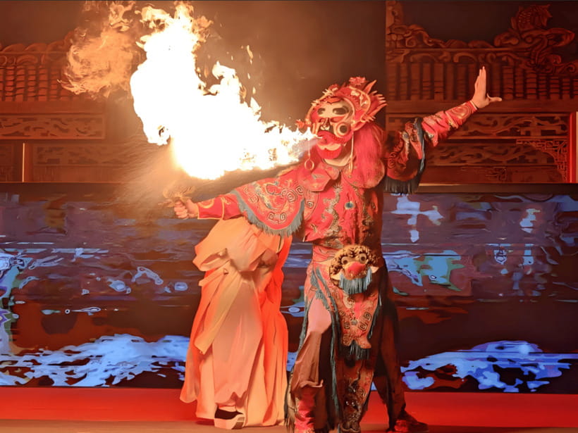 Jinjiang Theater:Eight-Face Changing-Legendary Sichuan Opera - Who Will Enjoy This Performance Most