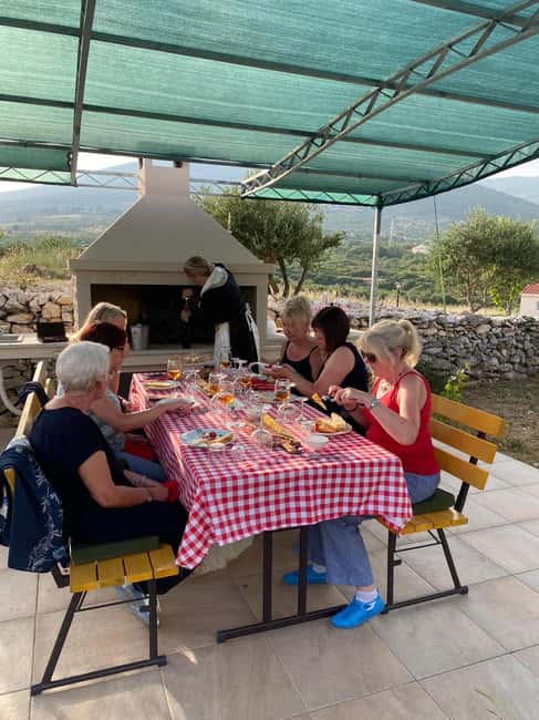 Kastela: Wine & Olive Tasting Tour w/Delicacies & Live Music - Is $173 a fair price?