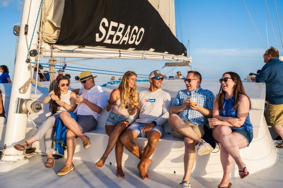 Key West: 2-Hour Sunset Sail with Live Music - A sunset timed around the horizon