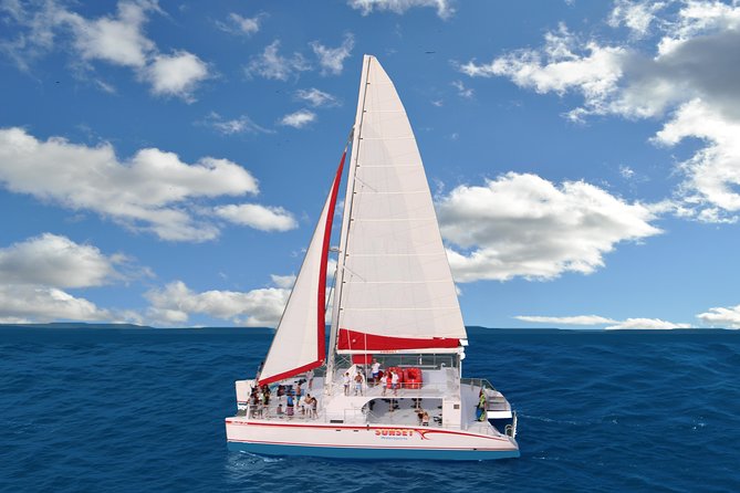 Key West Signature Sunset Sail with Live Music, Open Bar & Food - A sunset best seen from the Sandie Cat