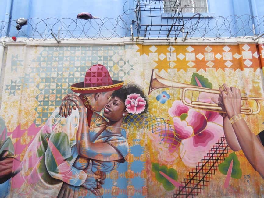 Kingston: Rhythmic Walking Music Tour - Starting at the National Gallery and entering the Art District