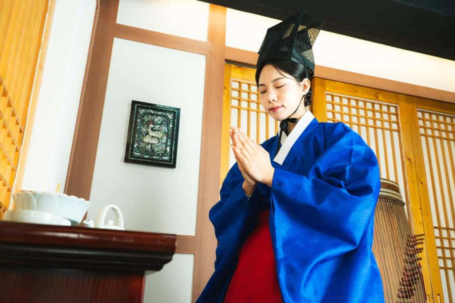 Korean Traditional Music Performance Ticket - A Quiet Concert in the Heart of Insadong