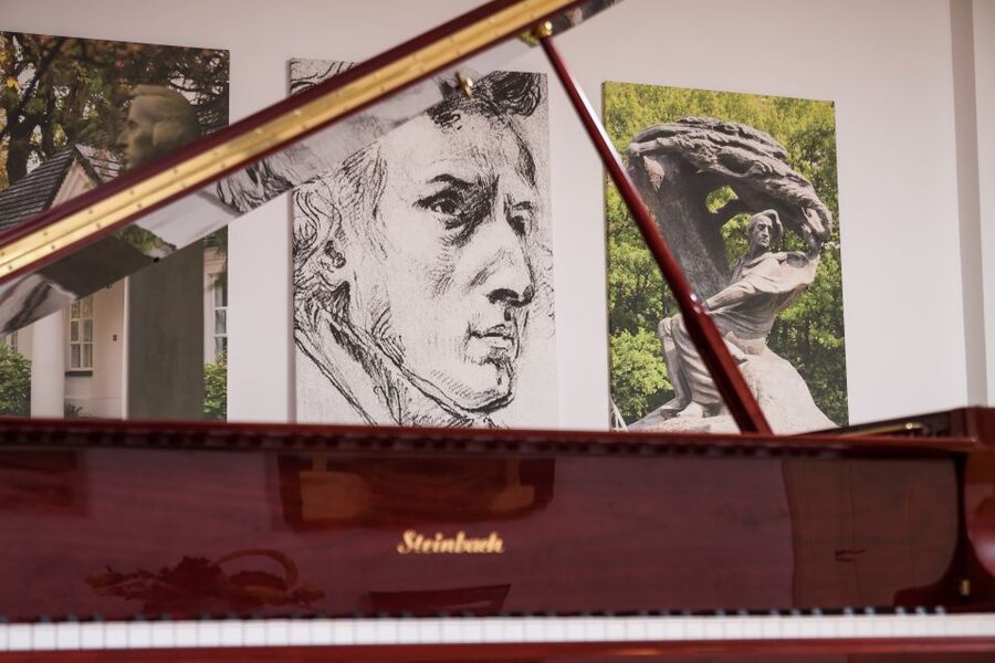 Krakow: Chopin Piano Recital at Chopin Concert Hall - The pianists are the main event