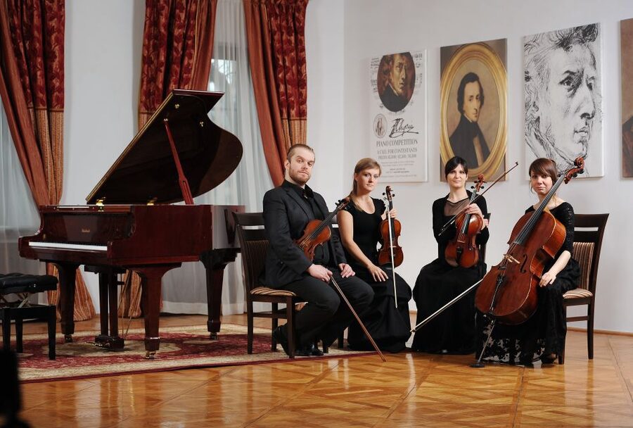 Krakow: Christmas Music Concert With Wine - How the music compares with the Christmas markets
