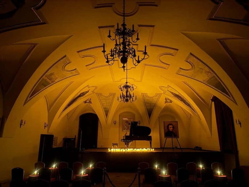 Krakow: Piano Trio Chopin & Friends Concert VIP with Wine - A concert beneath the shadow of Wawel Castle