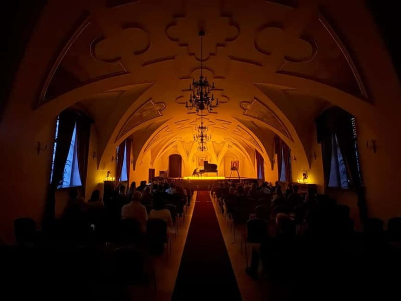 Krakow: Piano Trio Chopin & Friends Concert VIP with Wine - What the Chopin Chamber Trio actually plays