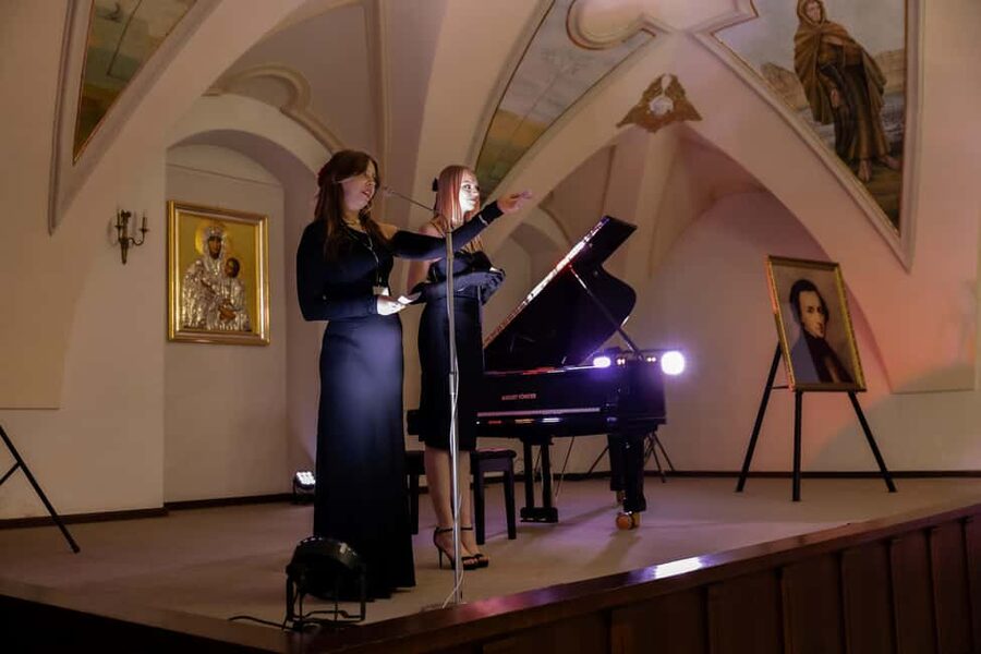 Kraków: Romantic Candlelight Chopin Piano Concert - A wider musical journey beyond Chopin