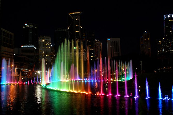 Kuala Lumpur Night Tour with Saloma Bridge - Why Kuala Lumpur works so well after dark