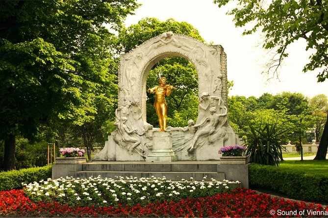 Kursalon Vienna: Strauss and Mozart Concert With Dinner - Important changes and service risks