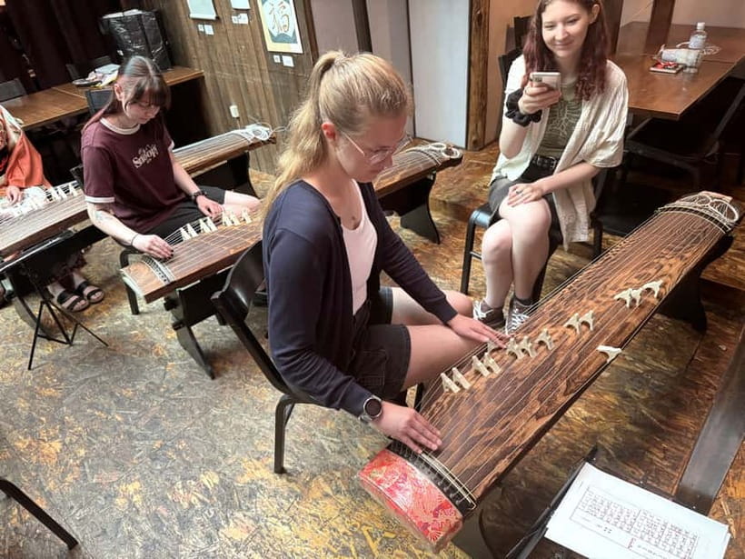 Kyoto: Japanese Koto Musical Instrument Class - Your first sound on the Kyoto koto