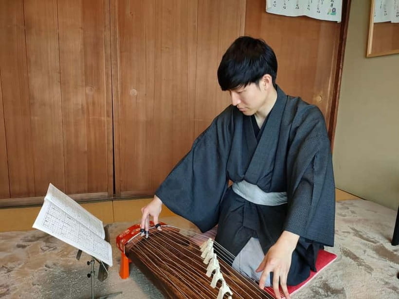 Kyoto: Japanese Koto & Shamisen Concert and Koto Class - A Kyoto concert inside a real neighborhood home