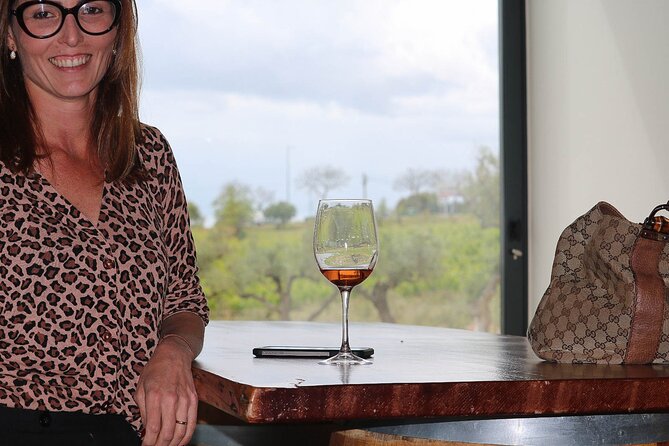 Lagos, Portimão & Carvoeiro: Wine Tasting, Tapas & Music Tour - Tapas made to match the wine