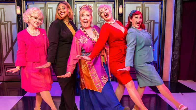Las Vegas: Menopause the Musical at Harrah's Hotel & Casino - Familiar songs with a hot-flash makeover