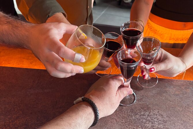 Lisbon: Authentic Live Fado Show in Alfama With Port Wine - A useful introduction for first-time listeners