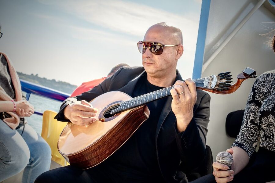 Lisbon: Boat Cruise with Live Fado Performance and a Drink - Finding Lisboat at Cais do Sodré