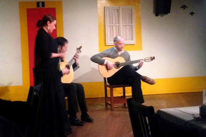 Lisbon By Night with Dinner and Fado Show Included - A small group with a practical evening schedule