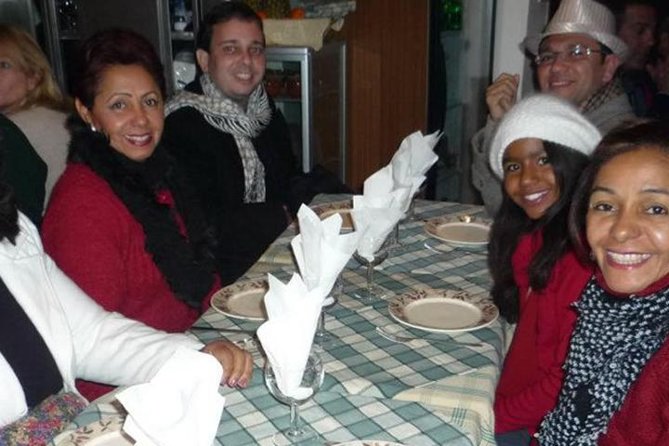 Lisbon By Night with Dinner and Fado Show Included - Who will enjoy this Lisbon Fado evening