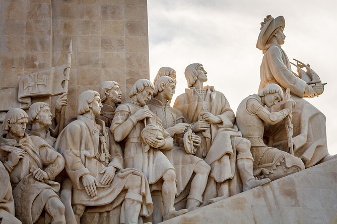 Lisbon Capital of Fado - Private Tour with Dinner - Jerónimos Monastery and the Belém morning